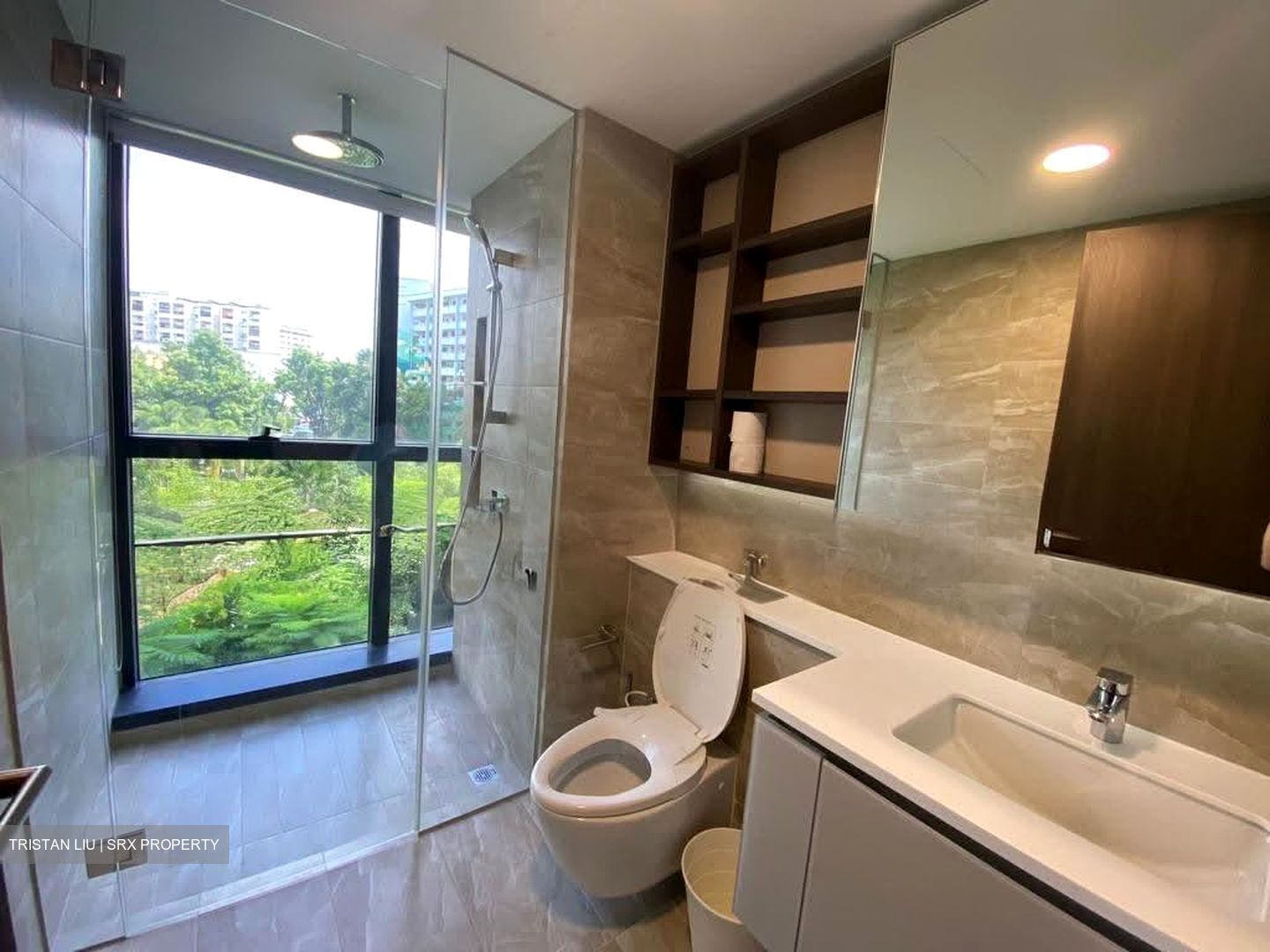 Lake Grande (D22), Condominium #561018351